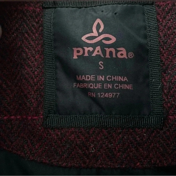 prAna Womens Medium Caprise Insulated Jacket Redberry Sz Small - Picture 8 of 10